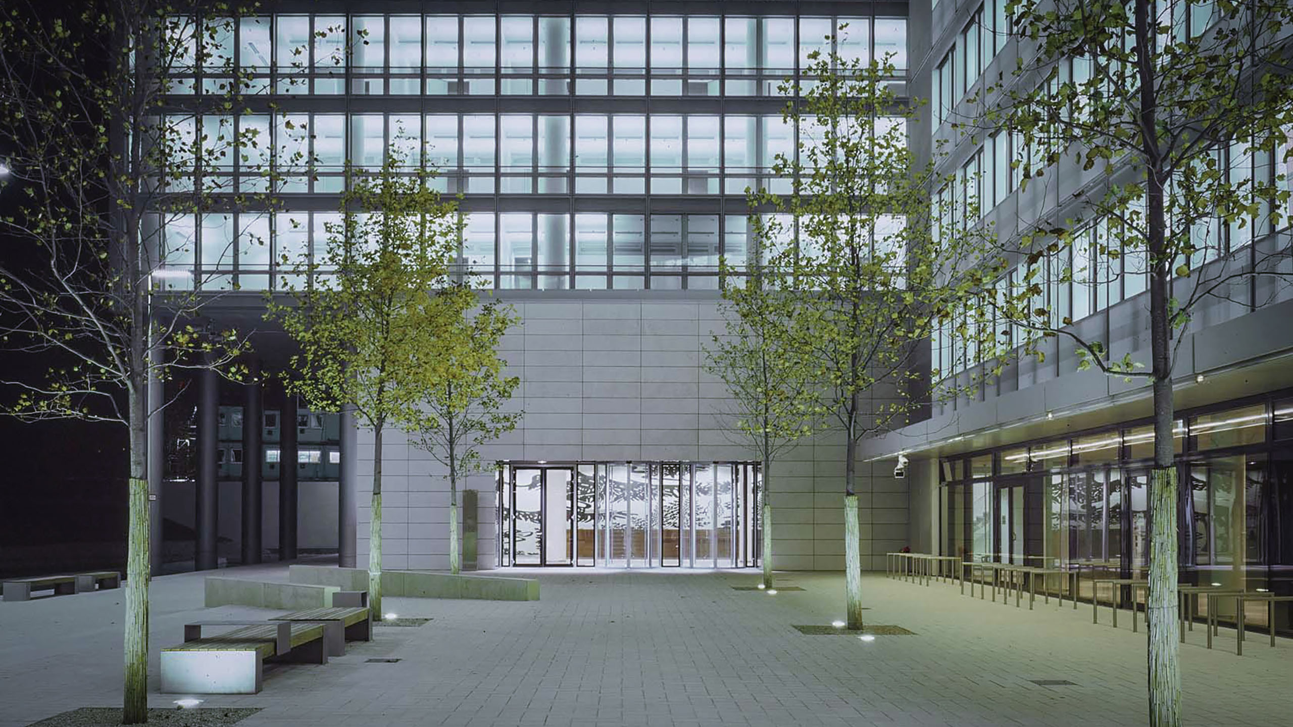 Am Münchner Tor DAY & LIGHT LICHTPLANUNG