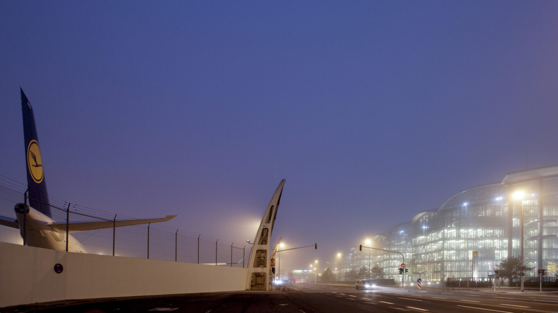 Lufthansa Aviation Center scaled jpg